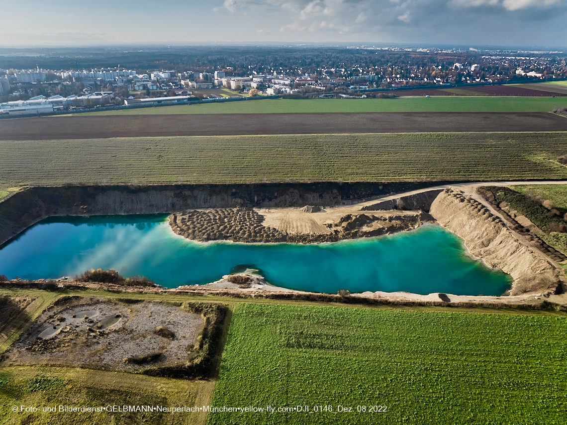 08.12.2022 - Quetschwerk - DEMOS-Wohnbau - Bauplatz in Gronsdorf 08.12.2022 - Quetschwerk - DEMOS-Wohnbau - Bauplatz in Gronsdorf